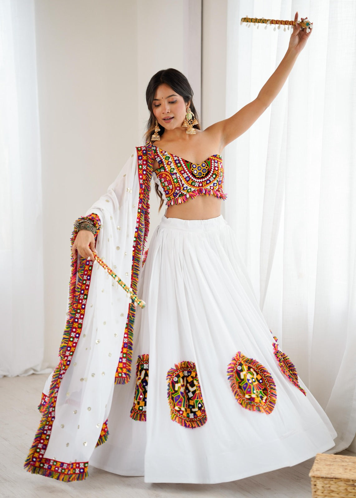Presenting Traditional Wear Navratri Lehenga Choly