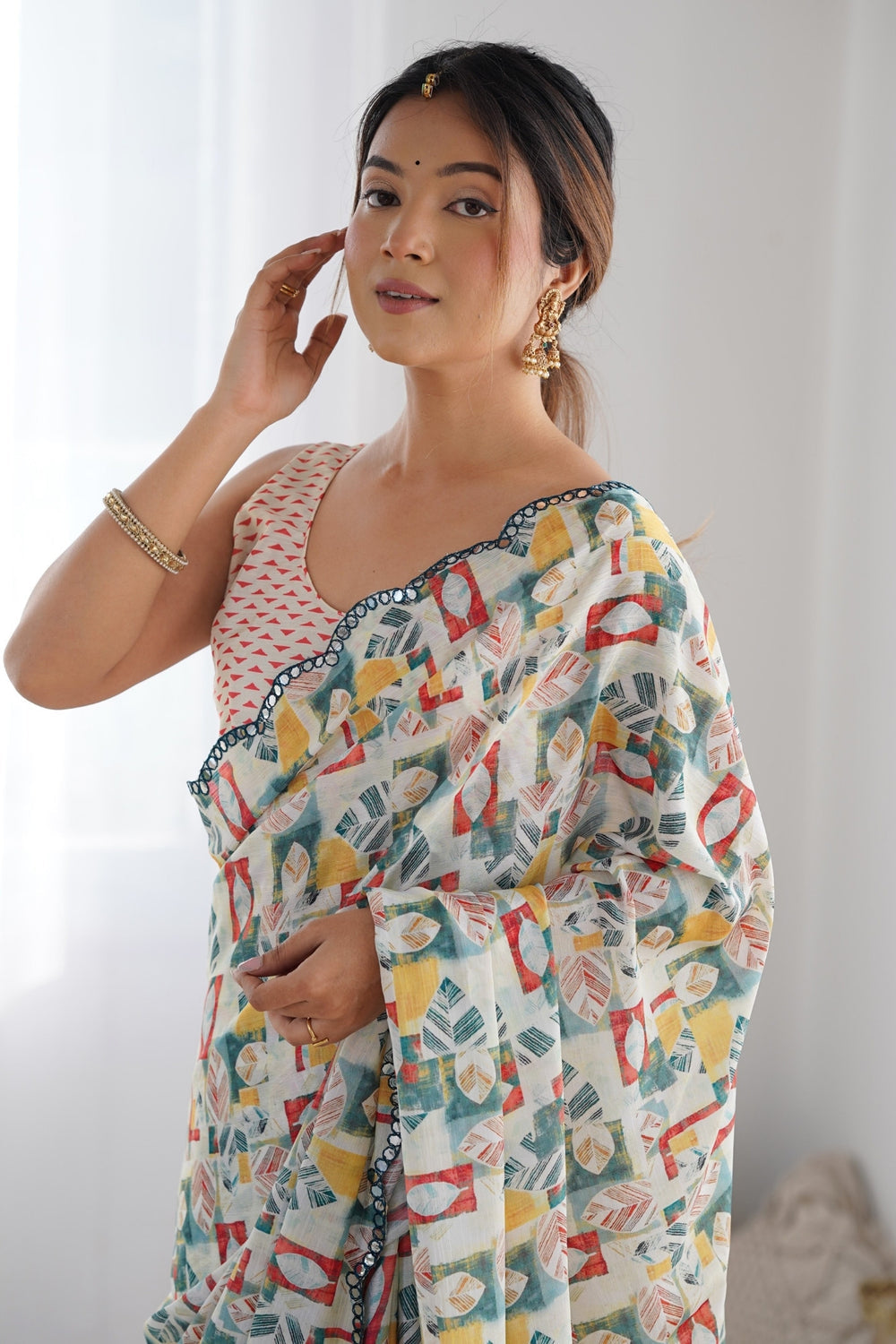 Elegant Bandhani Georgette Silk Saree 💫