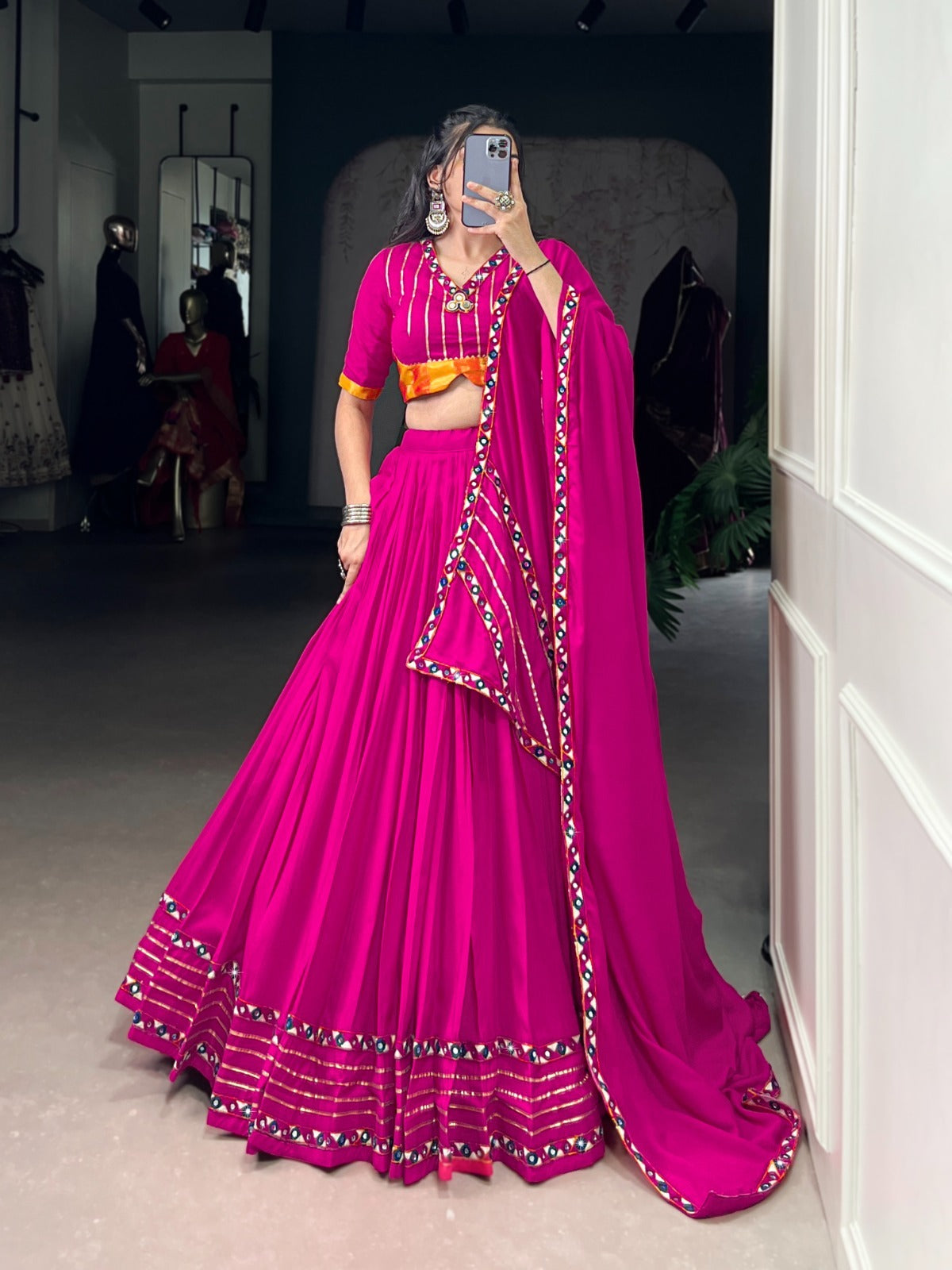 NAVRATRI BEAUTIFUL ORIGINAL MIRROR GAMTHI WORK DESIGNER LEHENGA CHOLI